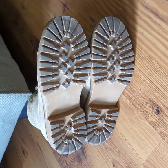 Maurices Ankle Boots - Picture 3 of 3